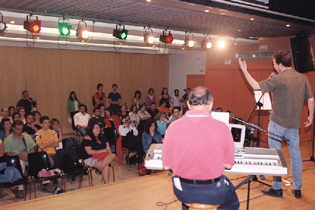 solistes053 * 640 x 480 * (35KB)