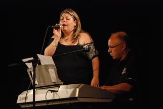 solistes091.jpg * 640 x 480 * (31KB)