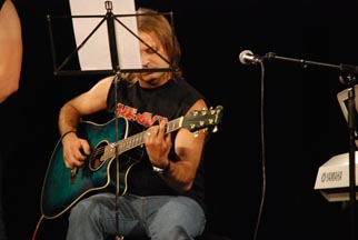 solistes098.jpg * 480 x 640 * (39KB)